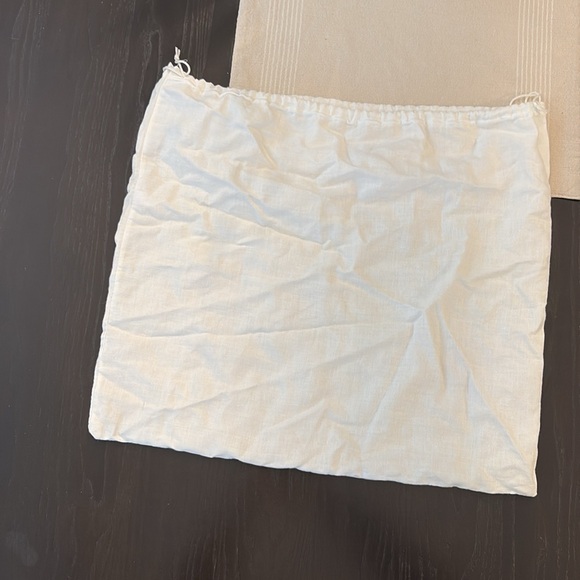 Kate Spade Dust Bag - 18.5” x 17” - Picture 4 of 4